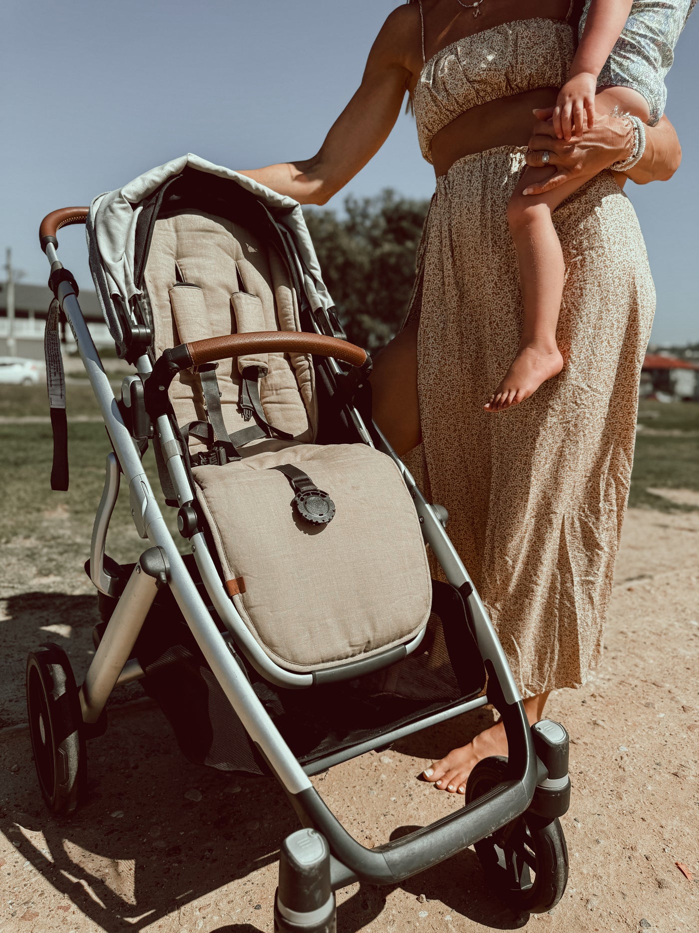 Sand Gingham & Sand Linen Vista V2 & 3 Pram Liner