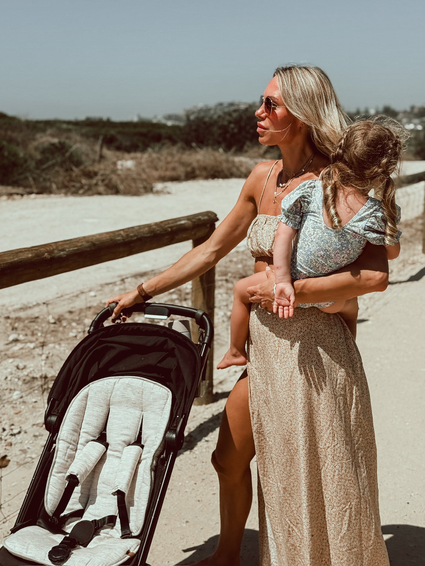 Travel Pram Liner - Sand Stripe & Natural Linen - Audrey & Me