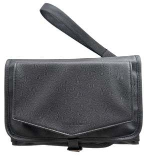 The Adapt Change Clutch - Black - Audrey & Me